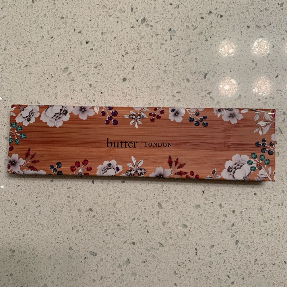 Eyeshadow pallet